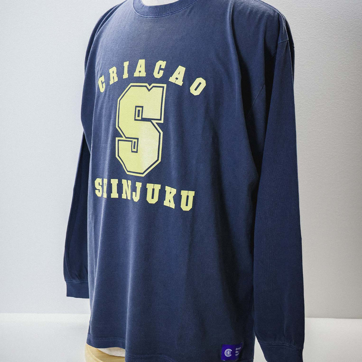 Vintage long-sleeve T-shirt