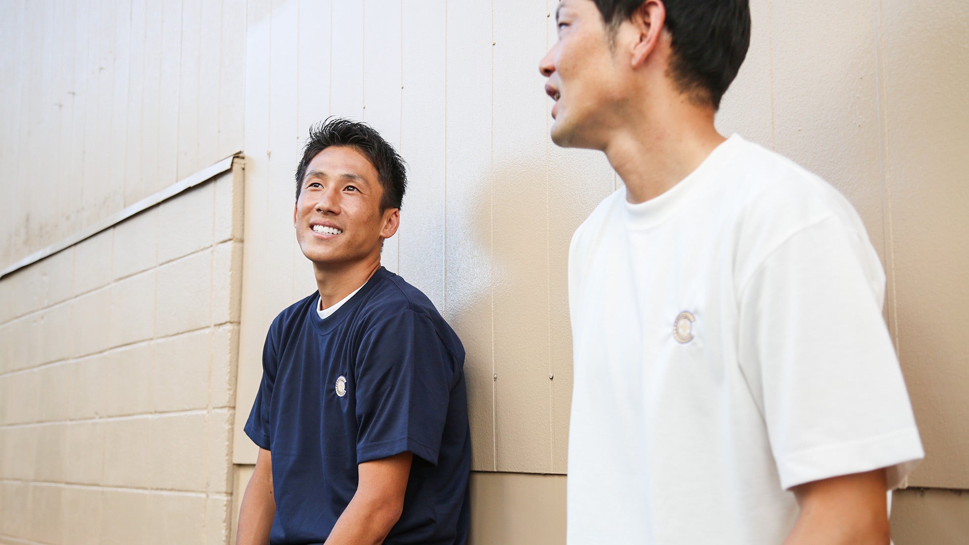 エンブレム刺繍Tシャツ