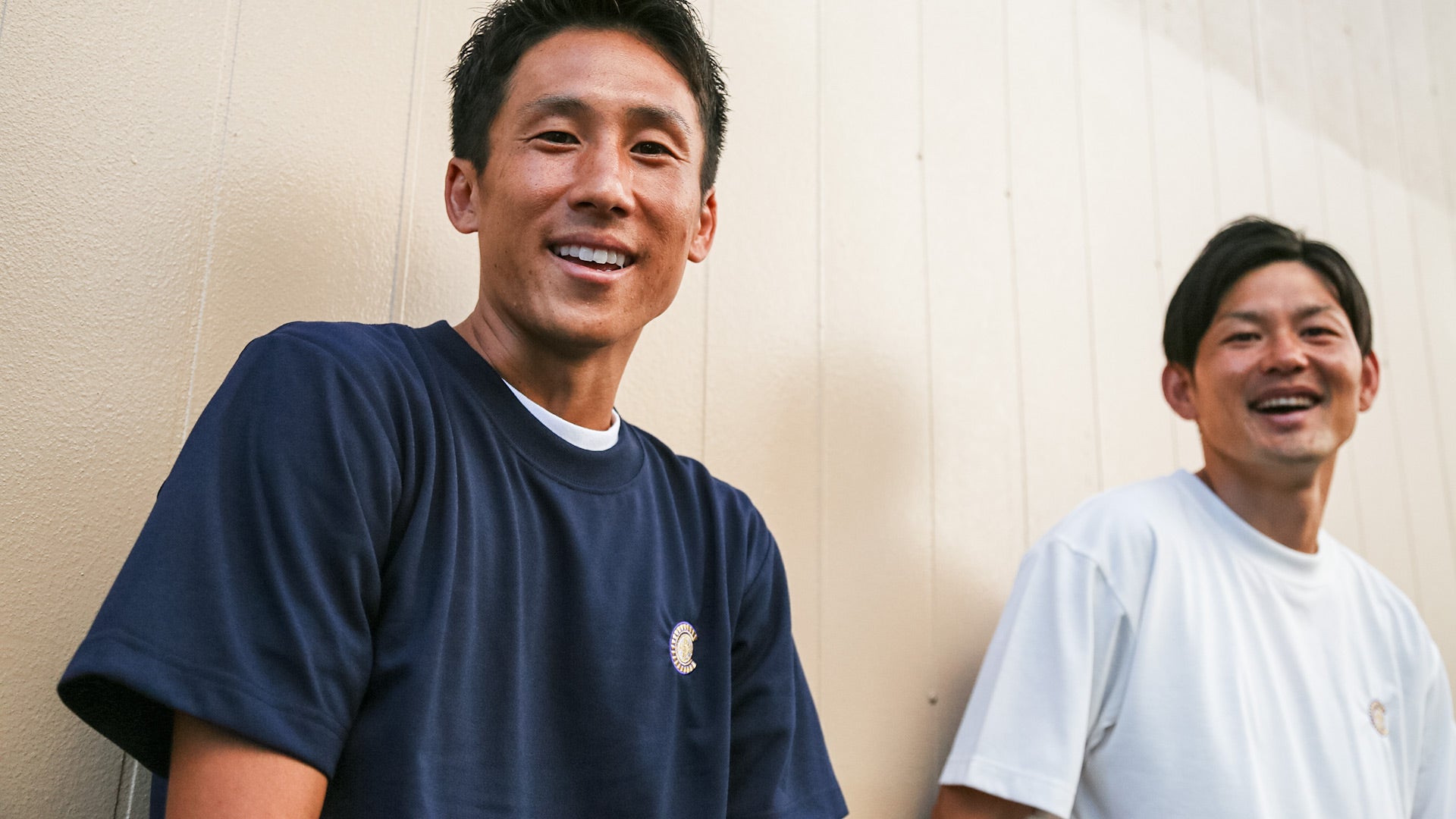 エンブレム刺繍Tシャツ