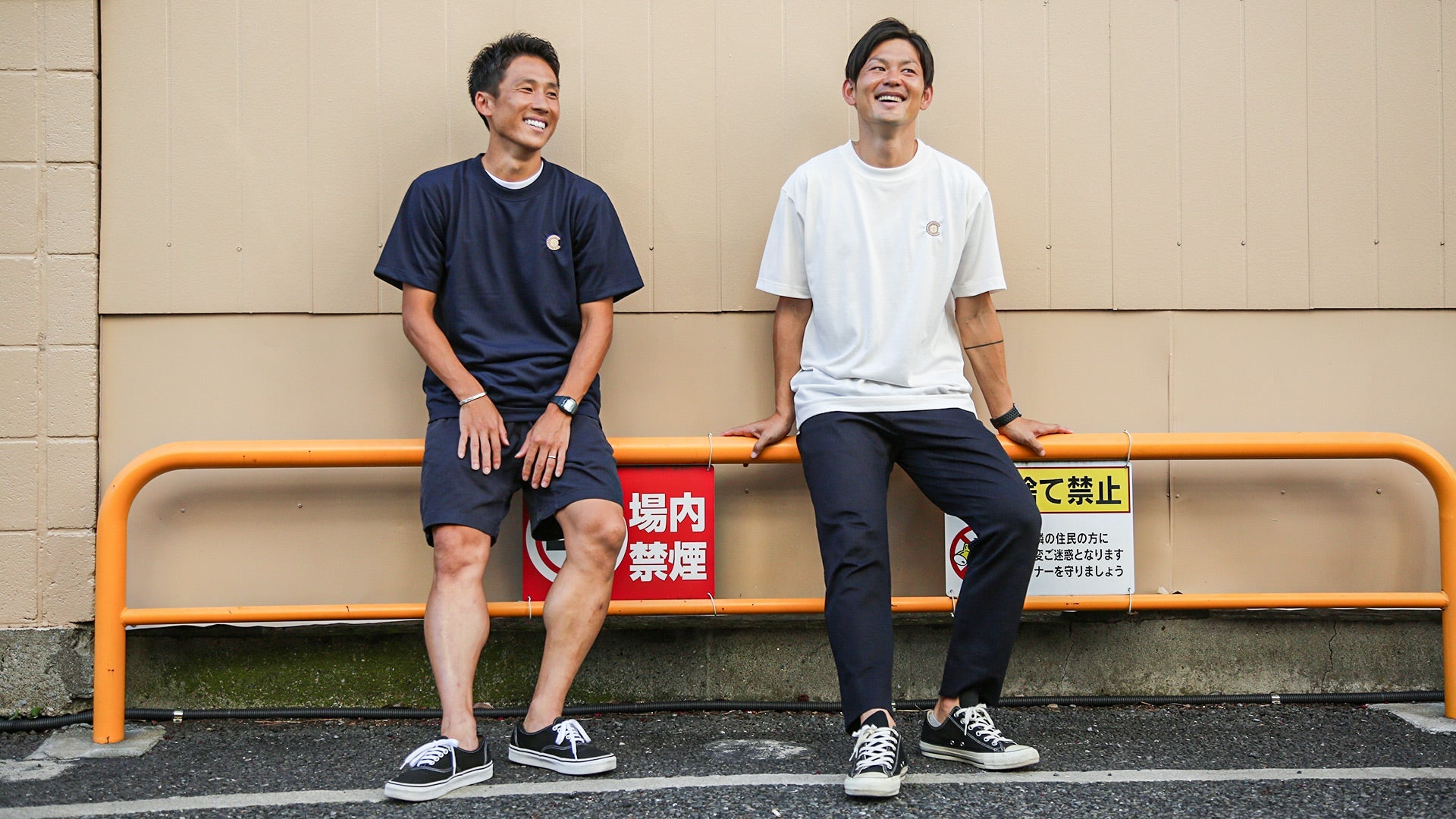 エンブレム刺繍Tシャツ