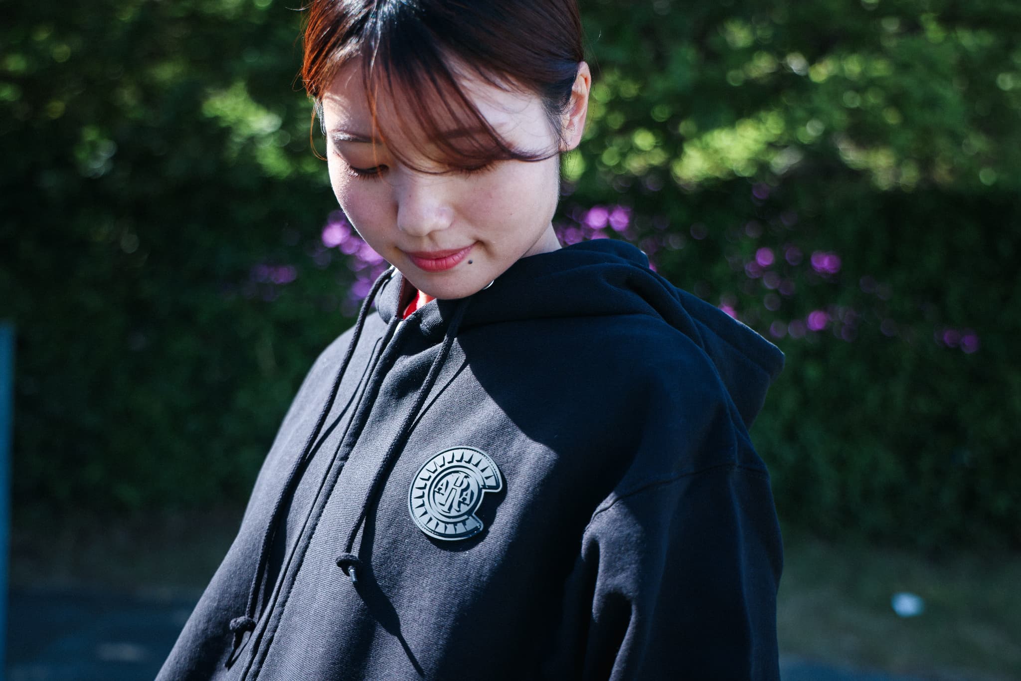 エンブレムジップアップパーカー